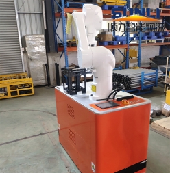 珠海AGV搭载机械手